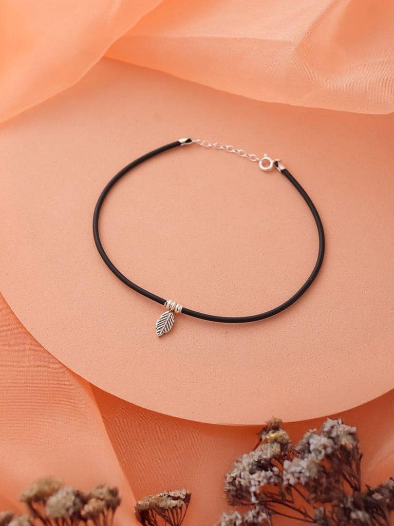 925 Sterling Silver Oxidised Black Thread With Leaf Charms Delicate Payal anklet