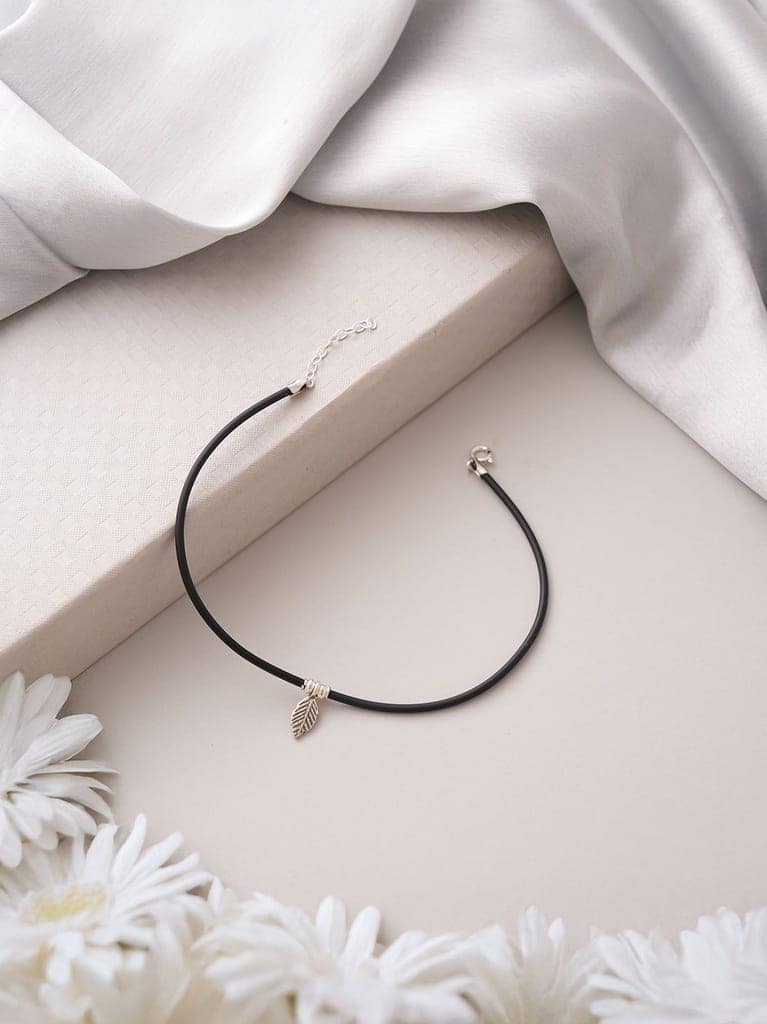 925 Sterling Silver Oxidised Black Thread With Leaf Charms Delicate Payal anklet view 7