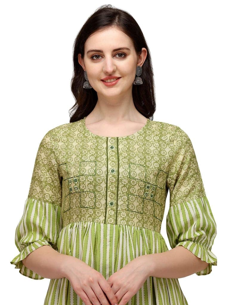 SHOPPING QUEEN Parrot Rayon Resham Embroidery Women's Flared Kurta view 4