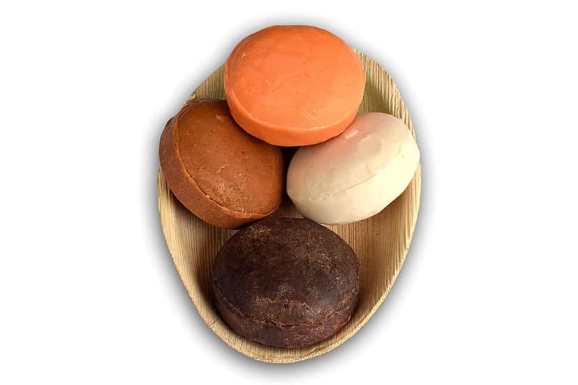 Gift pack of Natural handmade Soaps – Gift pack 100 gm pack of 4 soaps (Vetiver soap, Sandal, Aloe Vera Soap & Nalpamaram)