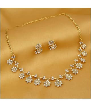 Sukkhi Alloy Golden Traditional Necklaces Set Collar