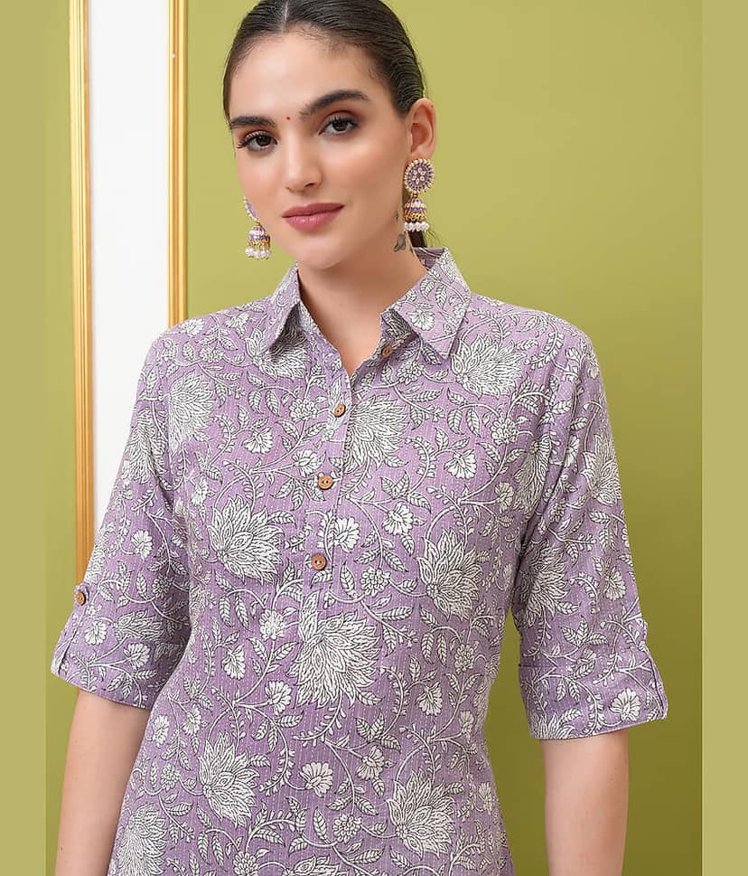 Vishudh Women Cotton Printed Straight Kurti With Pants ( Purple ) view 6