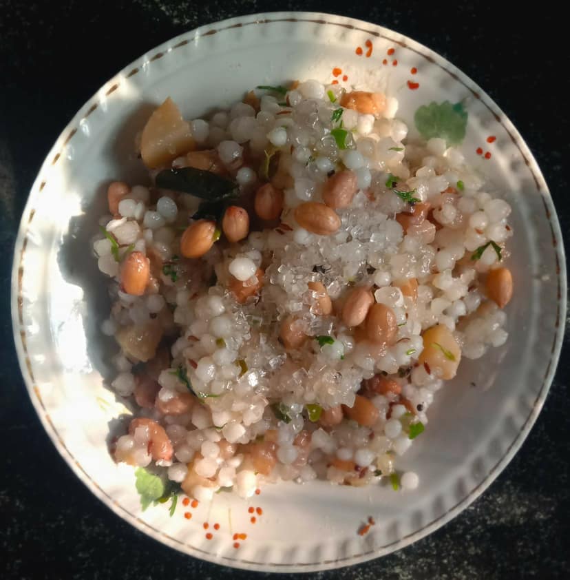 Sabudana Khichdi – Traditional Fasting Recipe with Sago and Peanuts