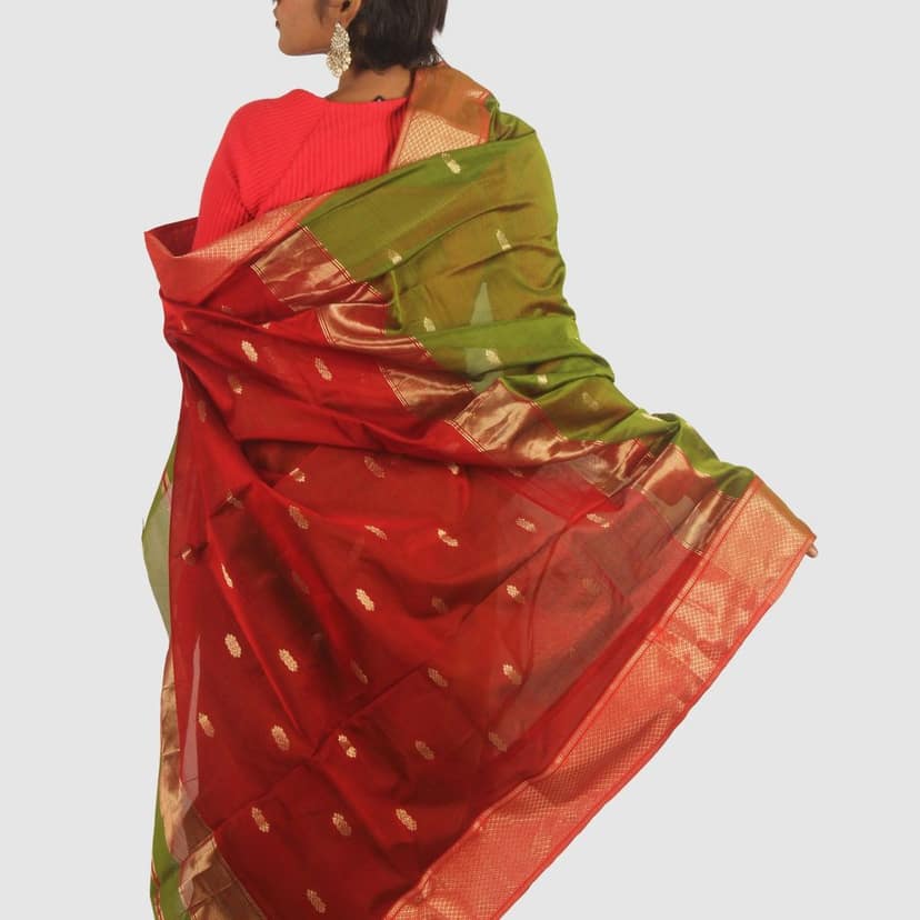 Olive Green Maheshwari Silk Saree with Diamond Border and Khat Buti view 5