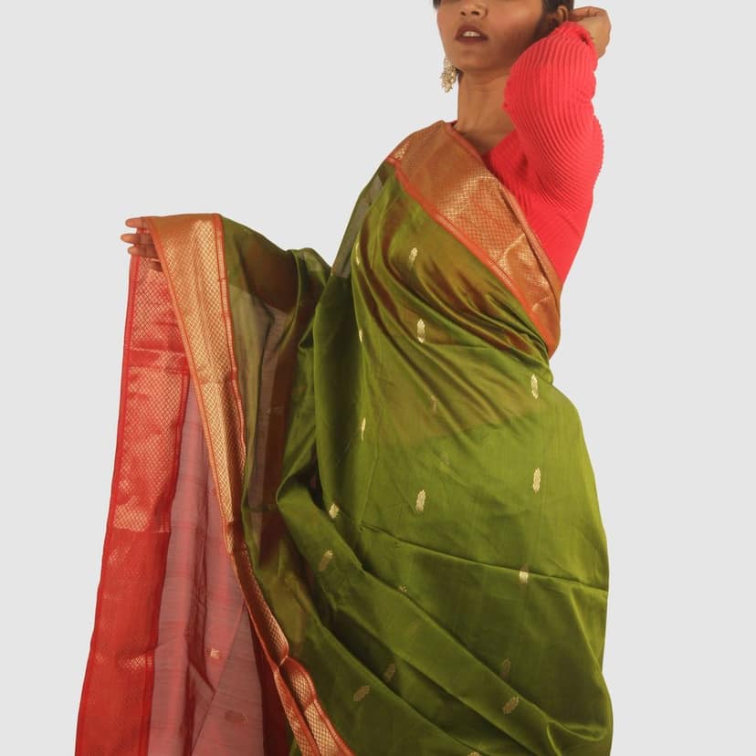 Olive Green Maheshwari Silk Saree with Diamond Border and Khat Buti view 8