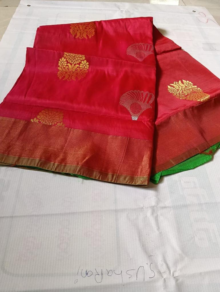Red Saree With Golden Peacock Butta Work And Green Border view 3