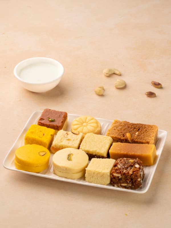 ASSORTED SPL MILK SWEETS '500 GMS'