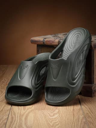 Bersache Extra Soft Classic Casual with Back Strap Regular wear with Ultra Soft & Flexibility Technology Slipper for Men's