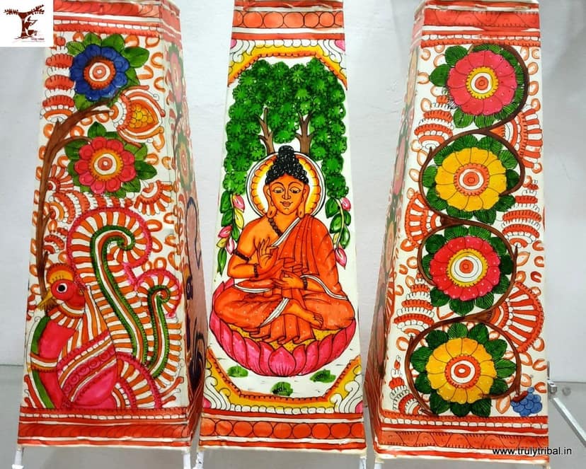 THOLUBOMBALATA LAMPSHADE
