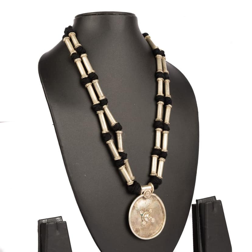 Tribes India Necklace Nali Pendent Haar view 2