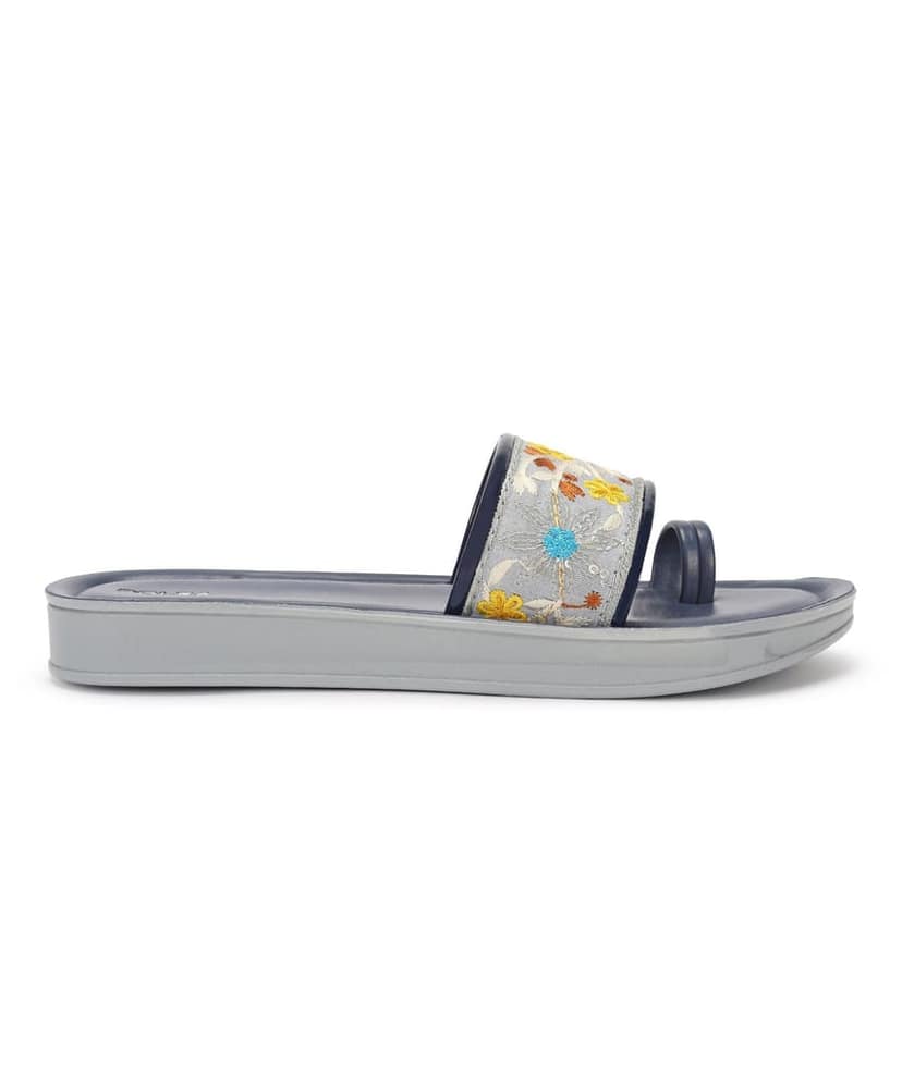 Paragon K7012L Stylish Lightweight Comfortable Casual Sliders for Women view 3