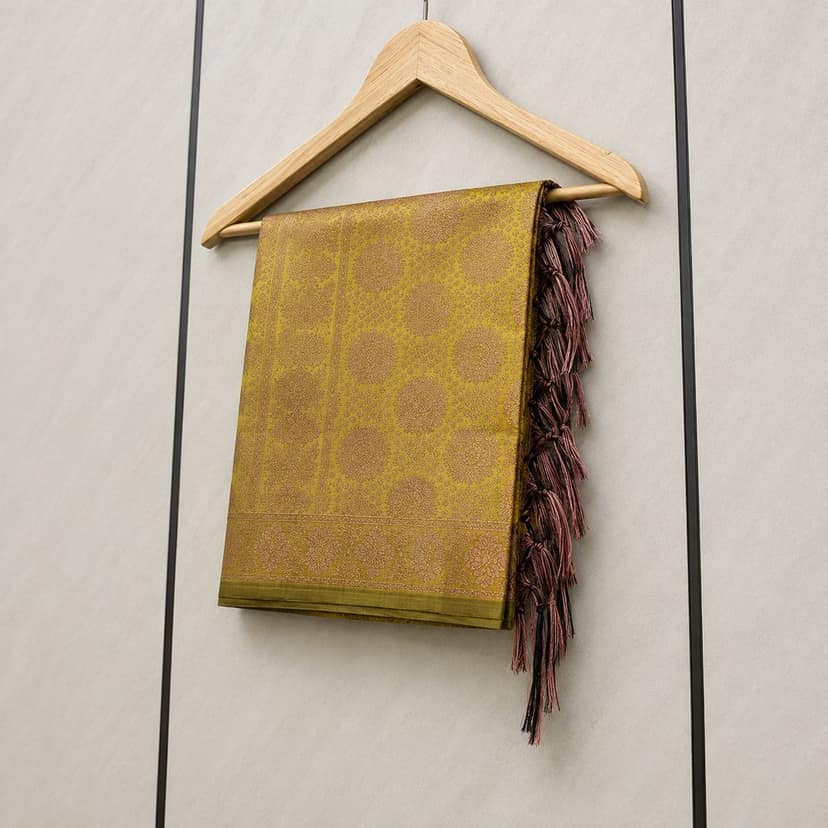 Banarasi Brocade Circular Motifs Stole ( Size: 254cm X 90cm (Approx)