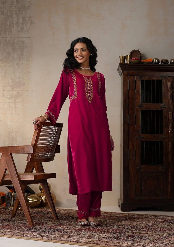 Velvet Chikankari Solid Women's 2 PC Long Kurta Set - Pink view 2