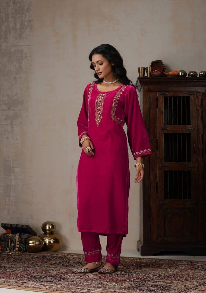 Velvet Chikankari Solid Women's 2 PC Long Kurta Set - Pink view 3