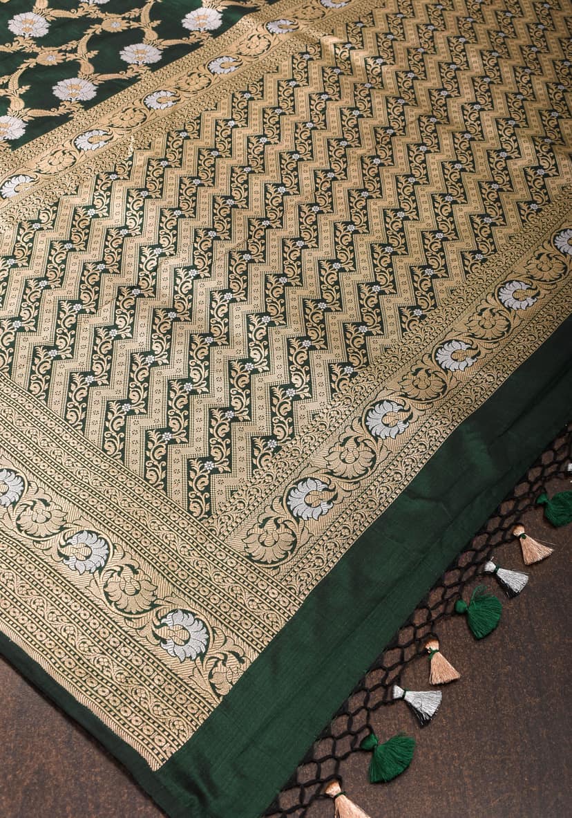 Exquisite Floral Alfi Jaal Brocade Banarasi Katan Silk Saree in Bottle Green | SILK MARK CERTIFIED view 7