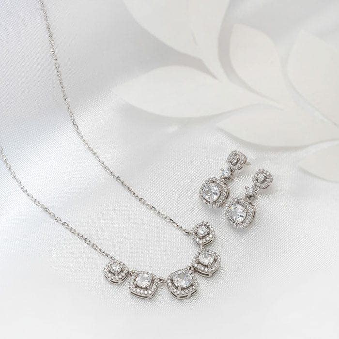 Silver White Royalty Necklace Set view 3