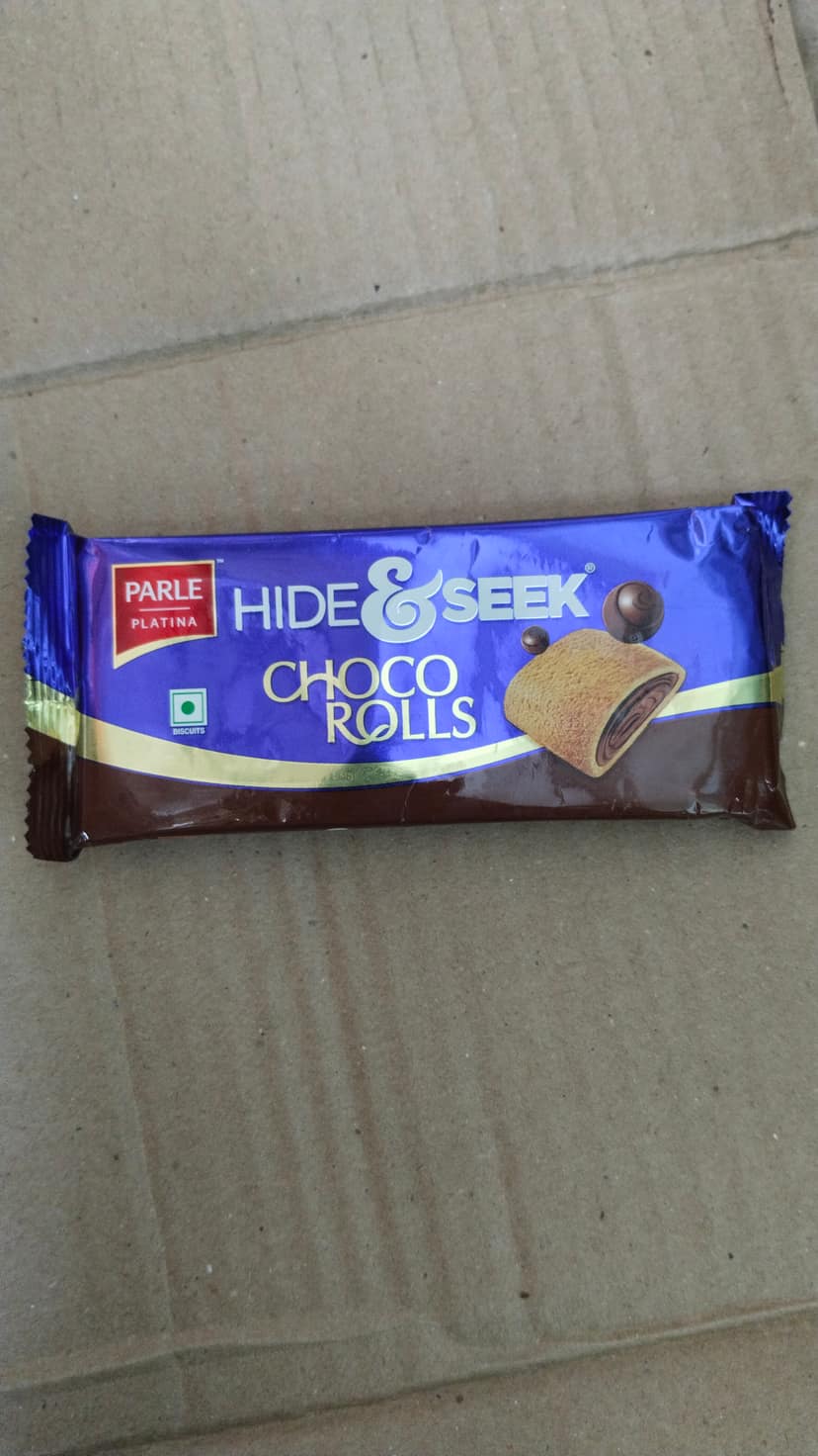 Parle hide and seek choco rolls