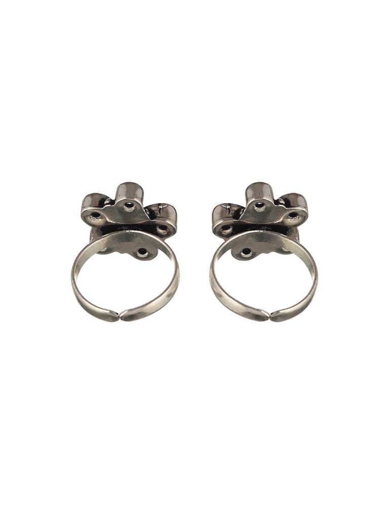 Set Of 2 Silver Lookalike AD Studded Toe Ring view 4
