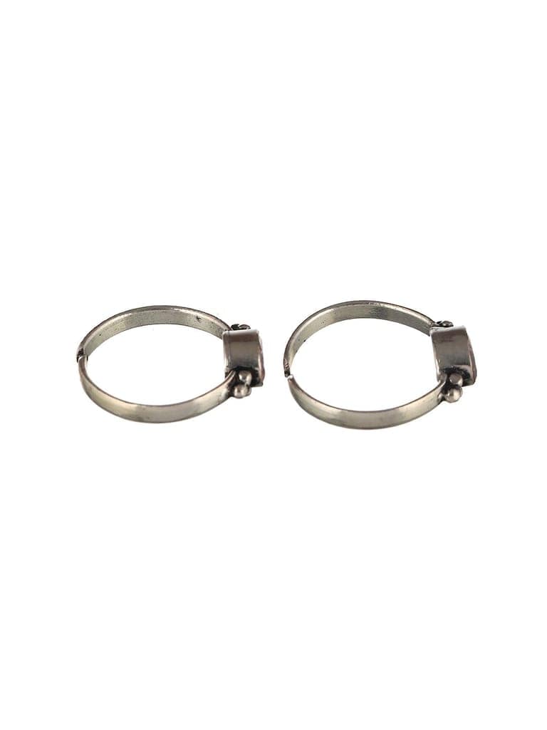 Set Of 2 Silver Plated Pink AD Studded Delicate Adjustable Toe Ring view 5