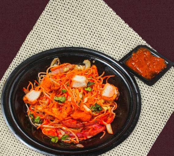 Chicken Schezwan Chowmein