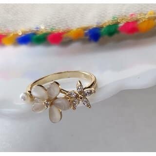 Anti Tarnish Gold-Plated Cubic Zirconia Stone Studded Finger Ring For Women view 2