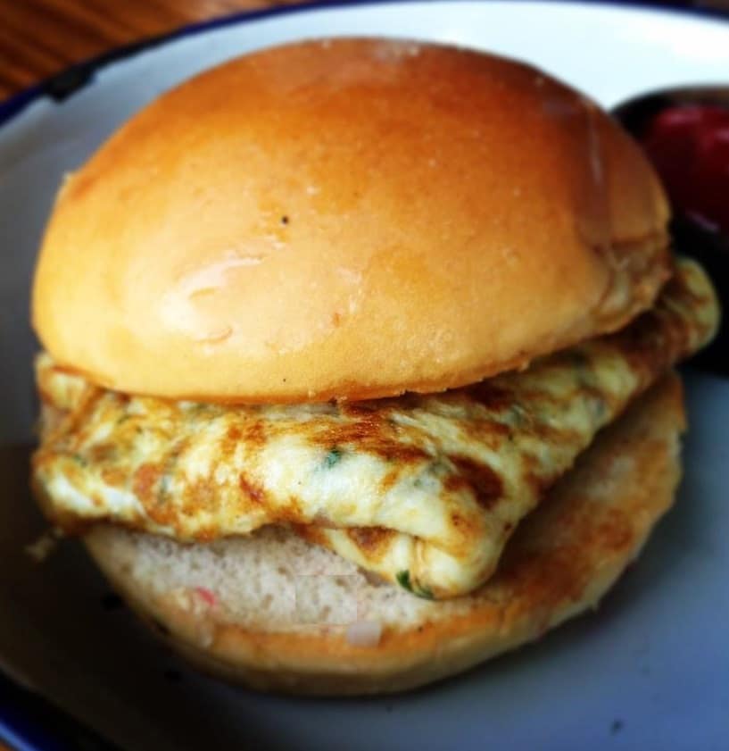 Bun omelette
