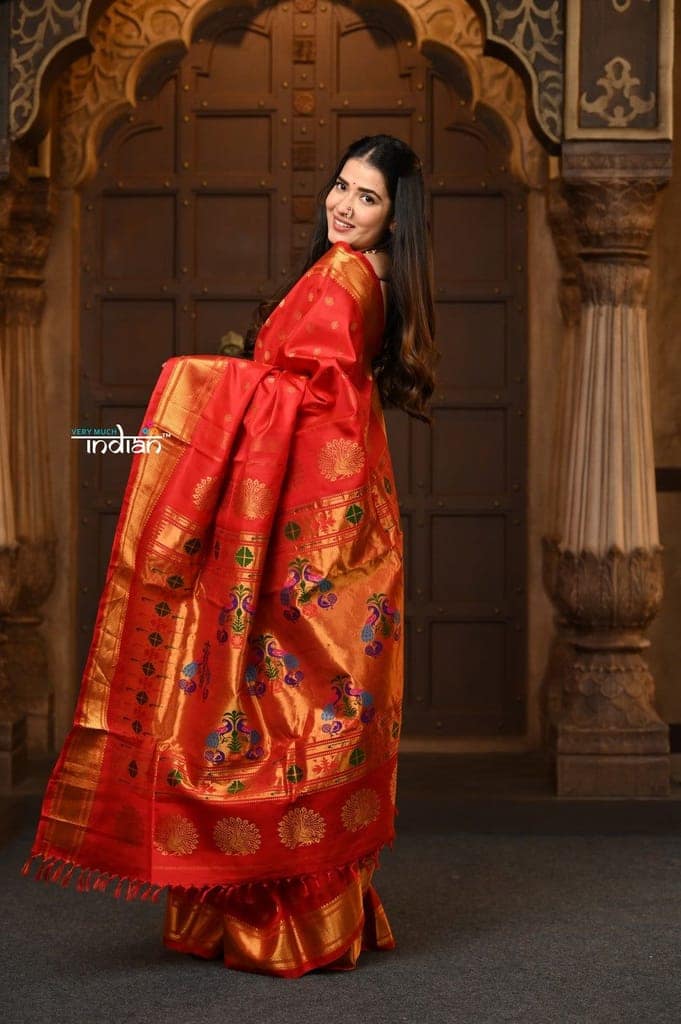 Parampara Revival ~ Handloom Pure Silk Maharani Paithani with Majestic Maharani Pallu in Bright Red view 2