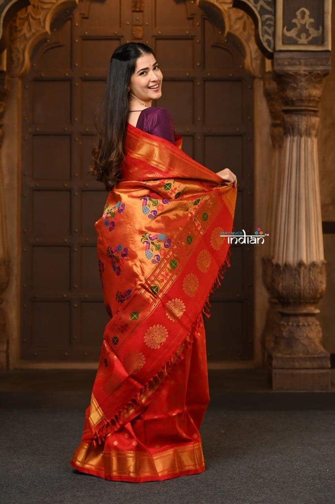 Parampara Revival ~ Handloom Pure Silk Maharani Paithani with Majestic Maharani Pallu in Bright Red view 3