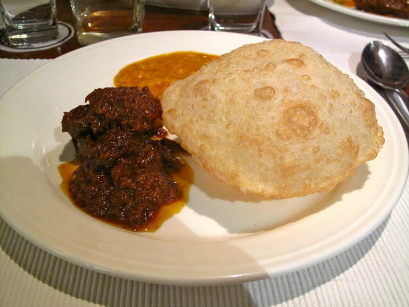 Luchi kasha mangsho