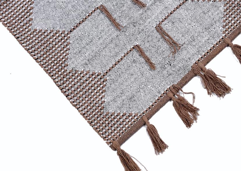 Shree Cotton allows airflow and feels soft underfoot.