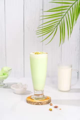 PISTA MILK SHAKE