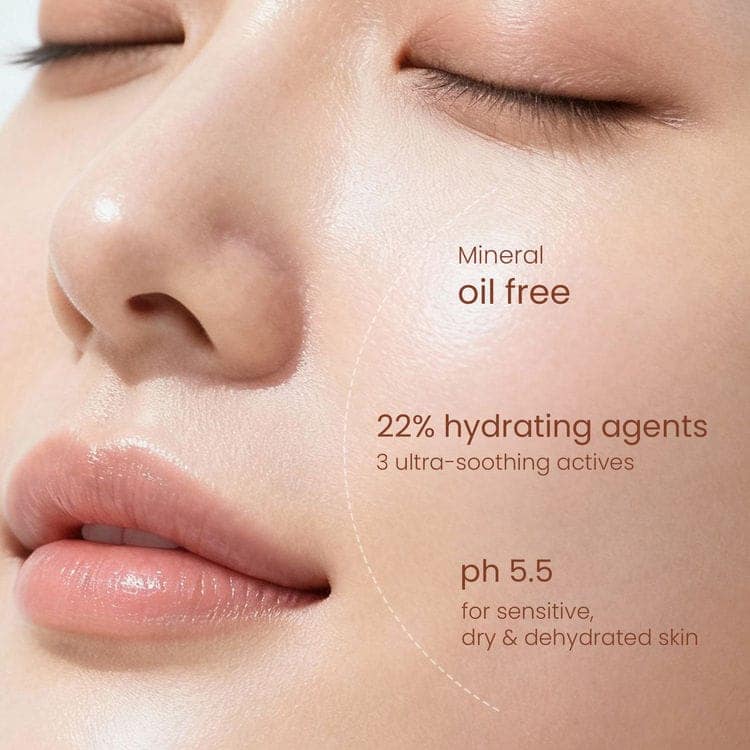 Lotus Herbals Lotus Dermabotanics Hydra Active Gel Moisturiser 2.5% Hyaluronic Acid Complex, All Skin Types (50g) view 2