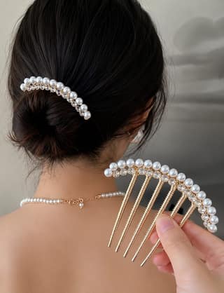 Elegant Pearl Hair Comb Clip