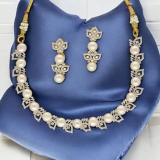 Sri Jagdamba Pearls Grand Duchess Pearl Set For Women Girls