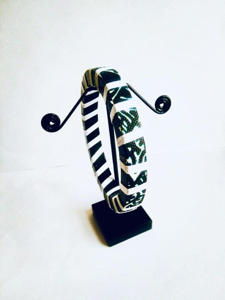 Summer Cooler - Vintage Black and White Bangle