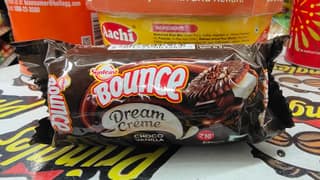 Sunfeast bounce dream creme choco vanilla
