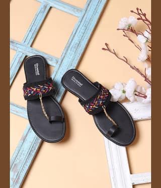 Shoestail Black Flats