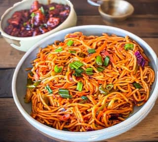 Chicken Schezwan Noodles