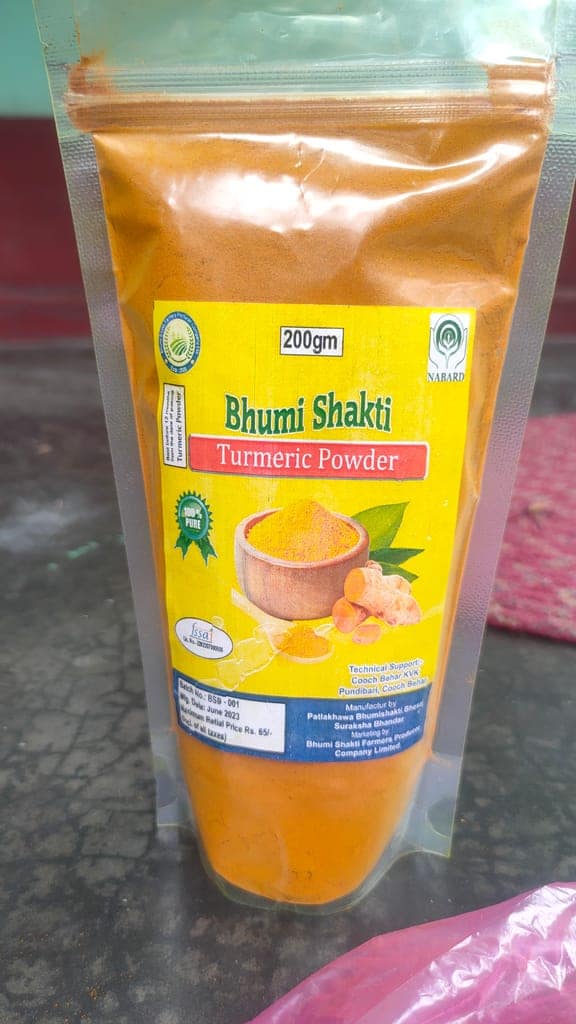 Turmeric Powder view 2