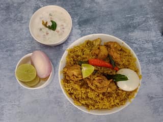 Boneless chicken biryani
