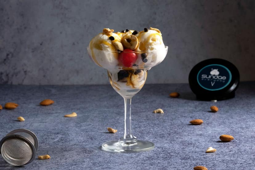Crunchy nutty sundae