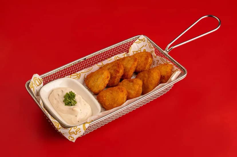 Chicken Nuggets ( 8 Pcs )