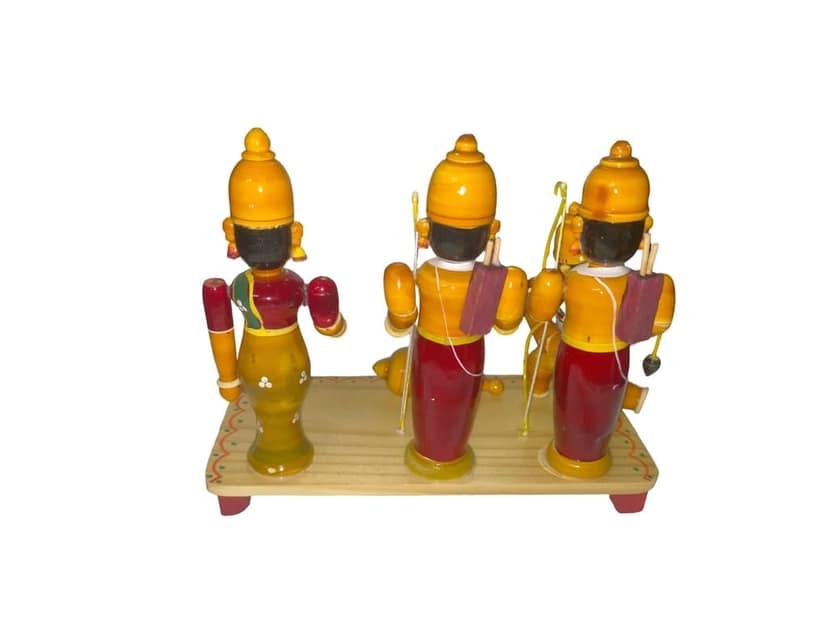 Etikoppaka Handicrafts Wooden Ram Parivar view 2
