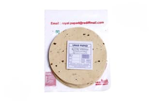 Royal Papad Premium Quality Urad Papad 400g, 100% Veg | Traditional Urad Dal Papad | Crispy & Crunchy Indian Snack | Ready to Roast or Fry | Authentic Papad for Meals, Snacks & Parties - 400 gm