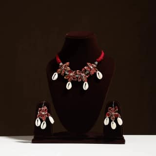 Red - Fabart Phool Kali Shell Choker Necklace Set 11