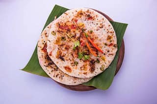 Onion tomato uttapam