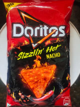 Doritos nacho sizzlin hot nacho