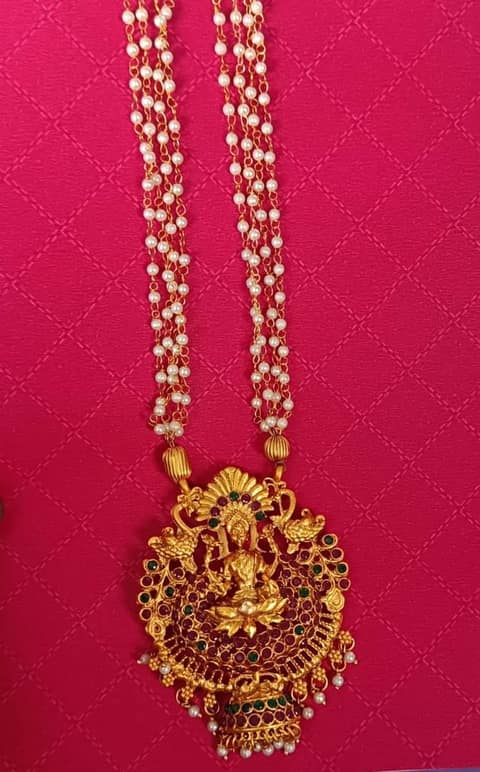 Traditional Indian Gold Plated Temple Pendant Necklace Set with Pearls and Green Stones view 2