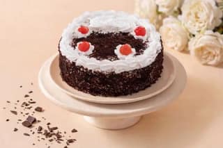 Black Forest Cake (Half Kg) (Eggless)