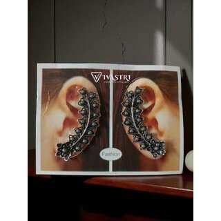 Vivastri Oxidised Silver Alloy Earcuff,Cuff Earrings for Women & Girls [VIVA2788ERG] (Pack of- 1 Pair Earring)